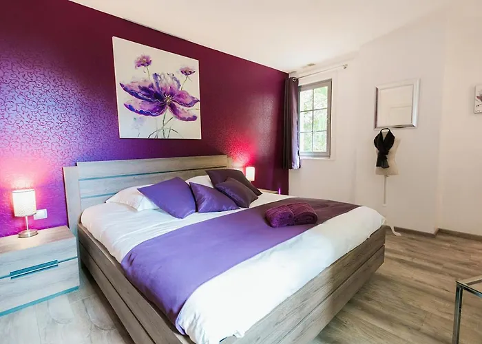 Feriehus Spacieuse Et Elegante Avec Grand Parc Arbore, Et Equipements Pour 14 Personnes - Fr-1-510-2 *