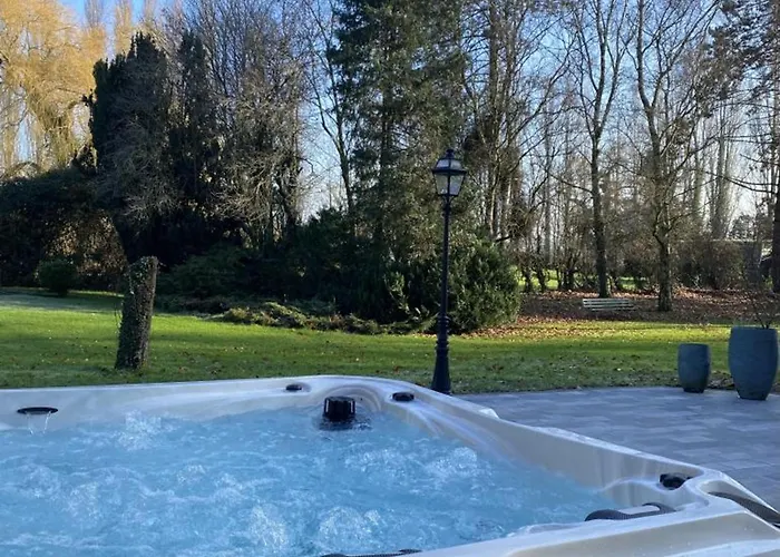 Feriehus Spacieuse Et Elegante Avec Grand Parc Arbore, Et Equipements Pour 14 Personnes - Fr-1-510-2 Estaires